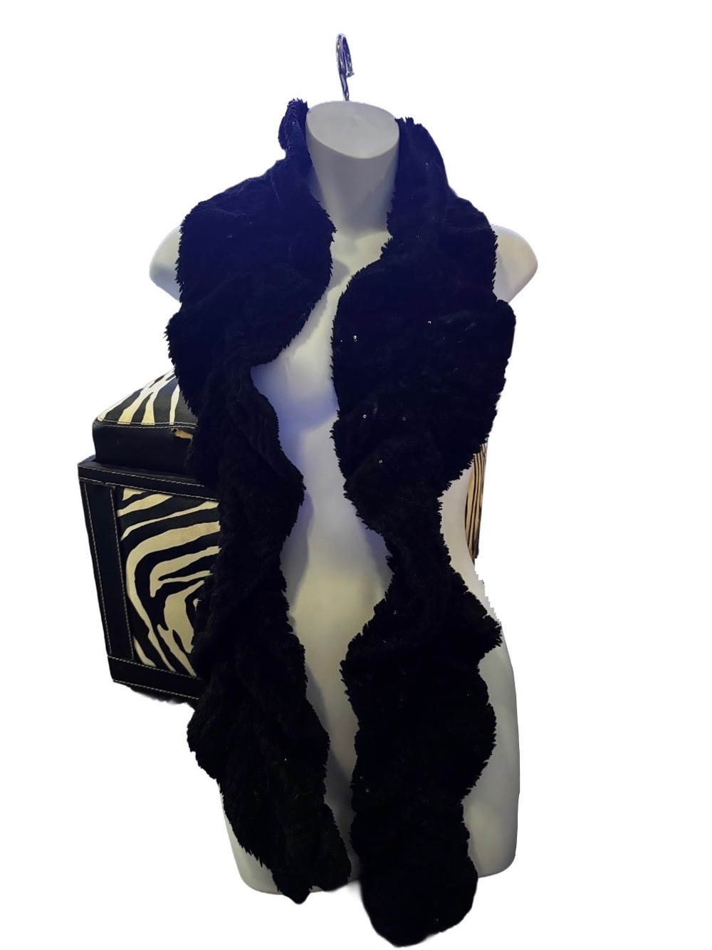 Luxurious Mini Sequin Black Faux Fur Scarf - Women Accessories